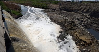 A view of wastewater mixing with the water of the creek, in Istanbul, Turkey, April 14, 2022. (AA PHOTO)