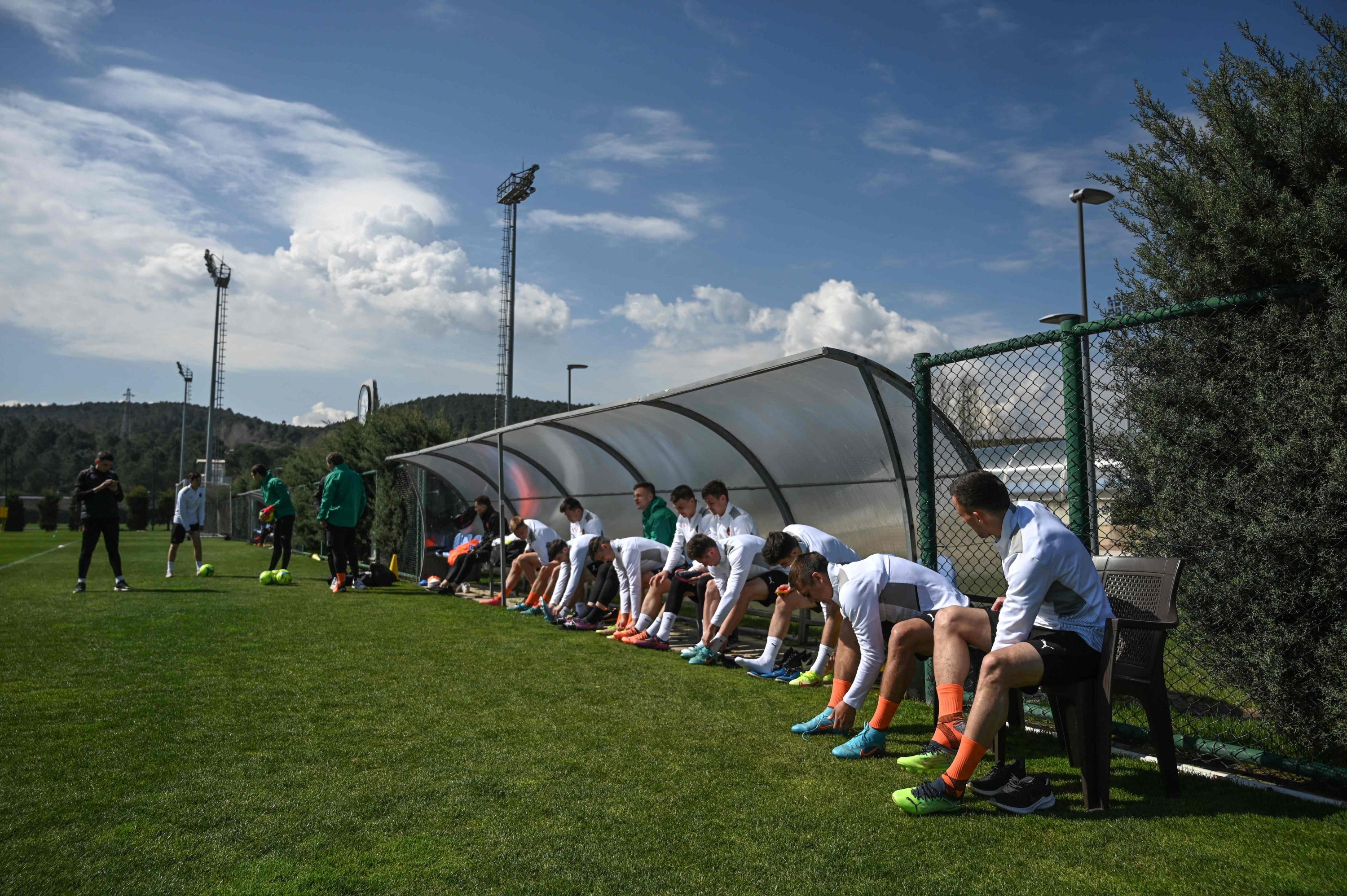 Shakhtar Donetsk's players attend a training session at the Turkish Football Federation's (TFF) facilities, Istanbul, Turkey, April 13, 2022. (AFP Photo)