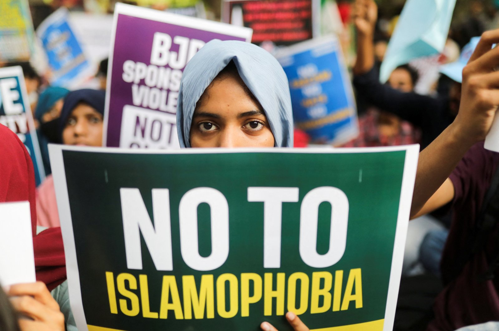 Muslim India memprotes pemerintah di tengah meningkatnya sentimen anti-Islam