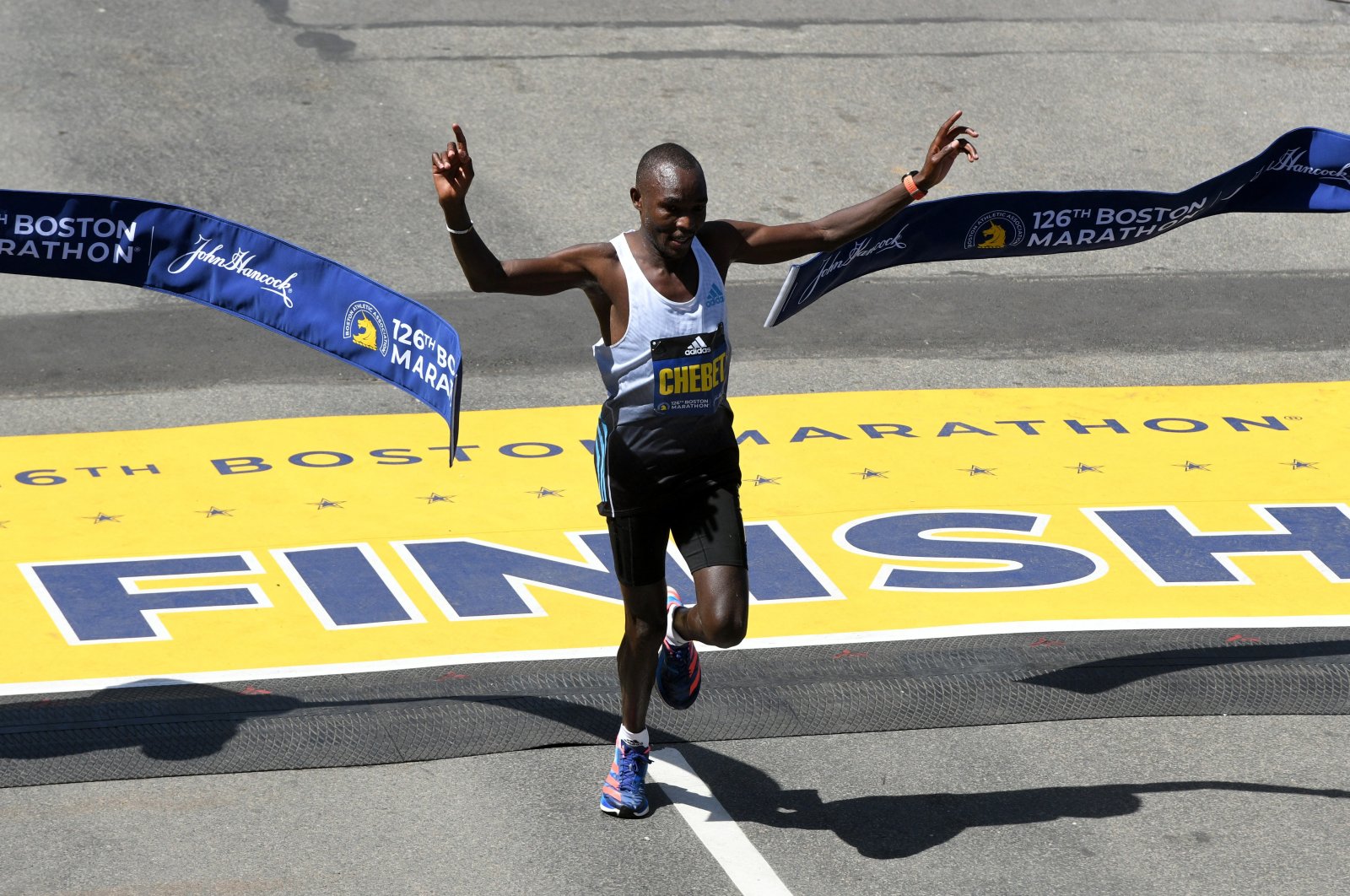 Kenya Evans Chebet memenangkan Boston Marathon sebagai imbalan untuk musim semi