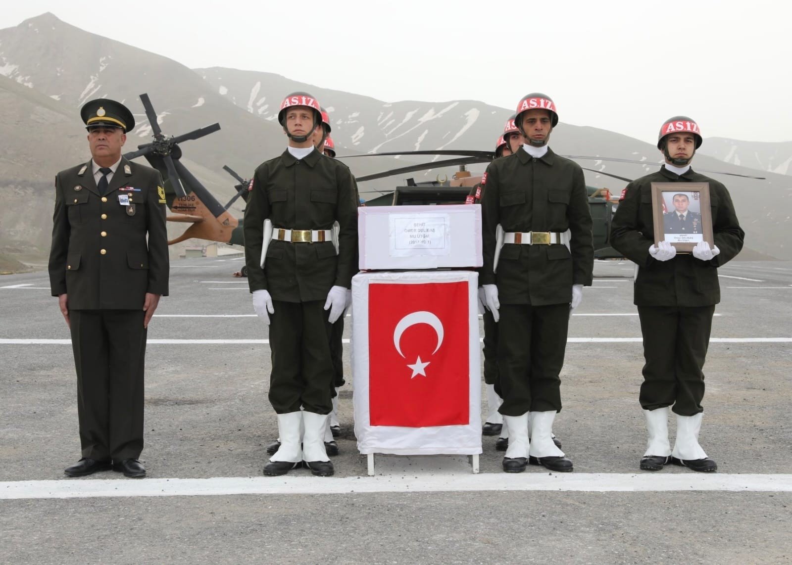 A funeral ceremony was held for Ömer Delibaş in Hakkari, southeastern Turkey, Nov. 19, 2022. (İHA Photo)