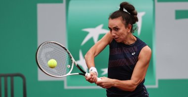 Turkey's İpek Öz in action at TEB BNP Paribas Tennis Championship, Istanbul, Turkey, April 19, 2022. (AA Photo)