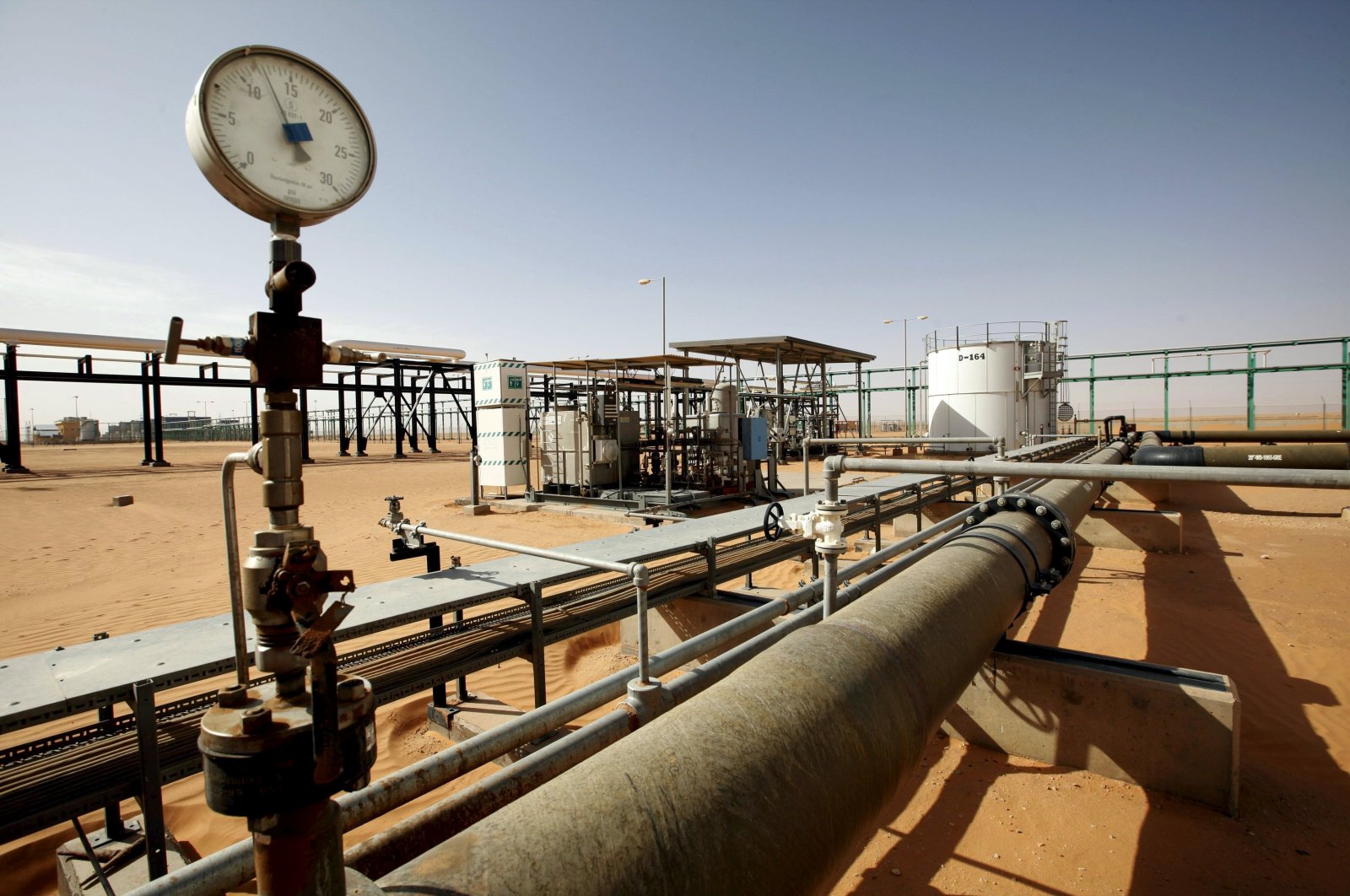 A general view of the El Sharara oilfield, Libya, Dec. 3, 2014. (Reuters File Photo)