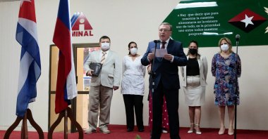 Russian Ambassador to Cuba Andrei Guskov speaks during a ceremony for the donation of wheat to Cuba, amid the Russian invasion of Ukraine, in Havana, Cuba, April 21, 2022. (REUTERS Photo)