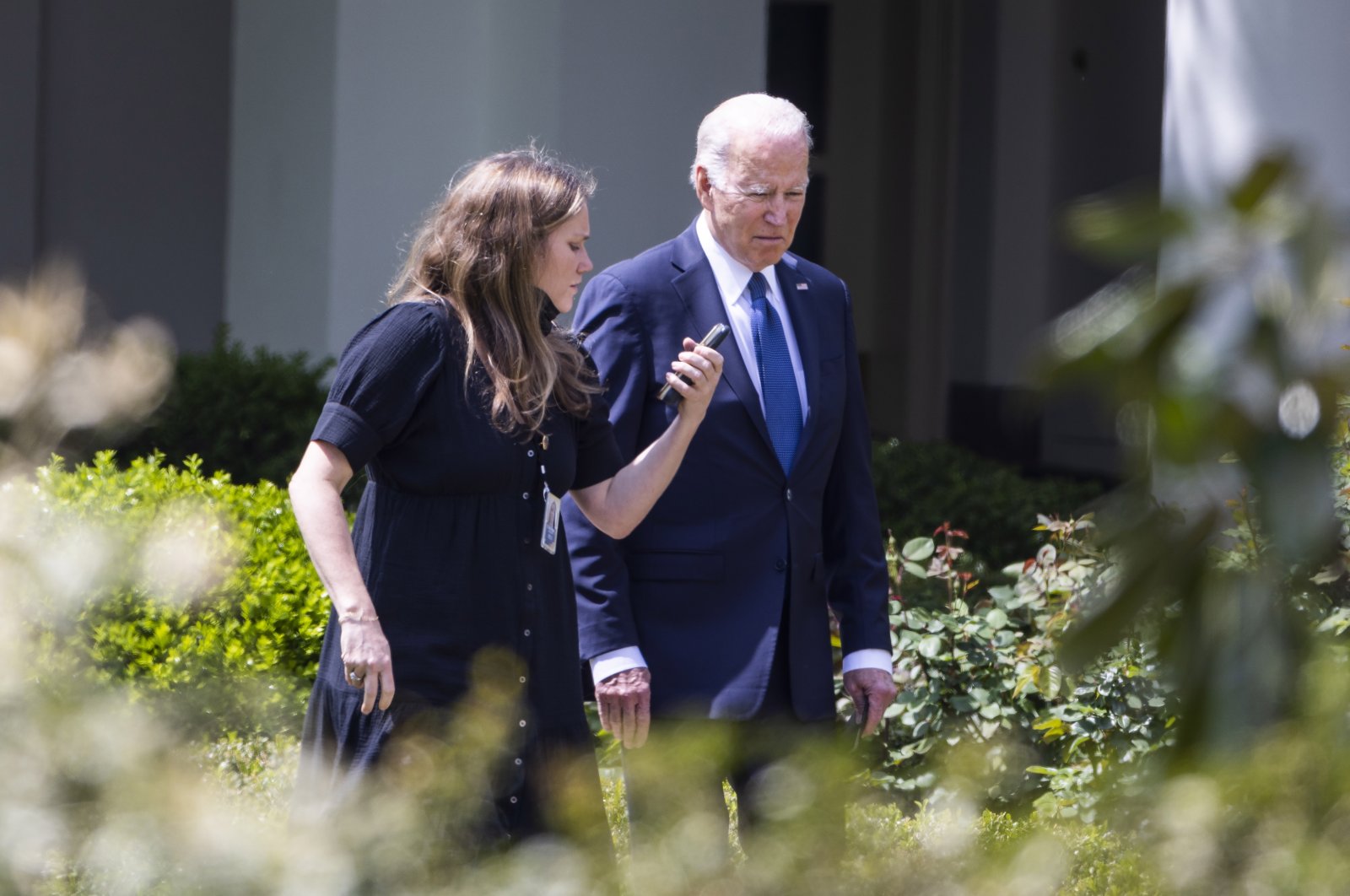 U.S. President Joe Biden walks through the Rose Garden as he prepares to welcome the Tampa Bay Lightning hockey team to the White House to celebrate their 2020 and 2021 Stanley Cup championships in Washington, D.C., U.S., April 25, 2022. (EPA Photo)