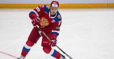 Russia's Vadim Shipachyov in action during an exhibition ice hockey match against Belarus, Moscow, Russia, Jan. 30, 2018. (AP Photo)