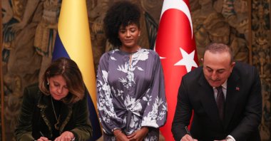 Turkey&#039;s Foreign Minister Mevlüt Çavuşoğlu with his Colombian counterpart Marta Lucia Ramirez during a signing ceremony in Bogota, Colombia, April 27, 2022. ( AA Photo)