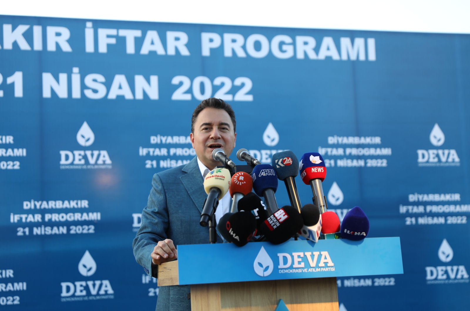 DEVA Chairperson Ali Babacan speaks at an iftar dinner organized by his party in Diyarbakır, Turkey, April 22, 2022. (AA Photo)