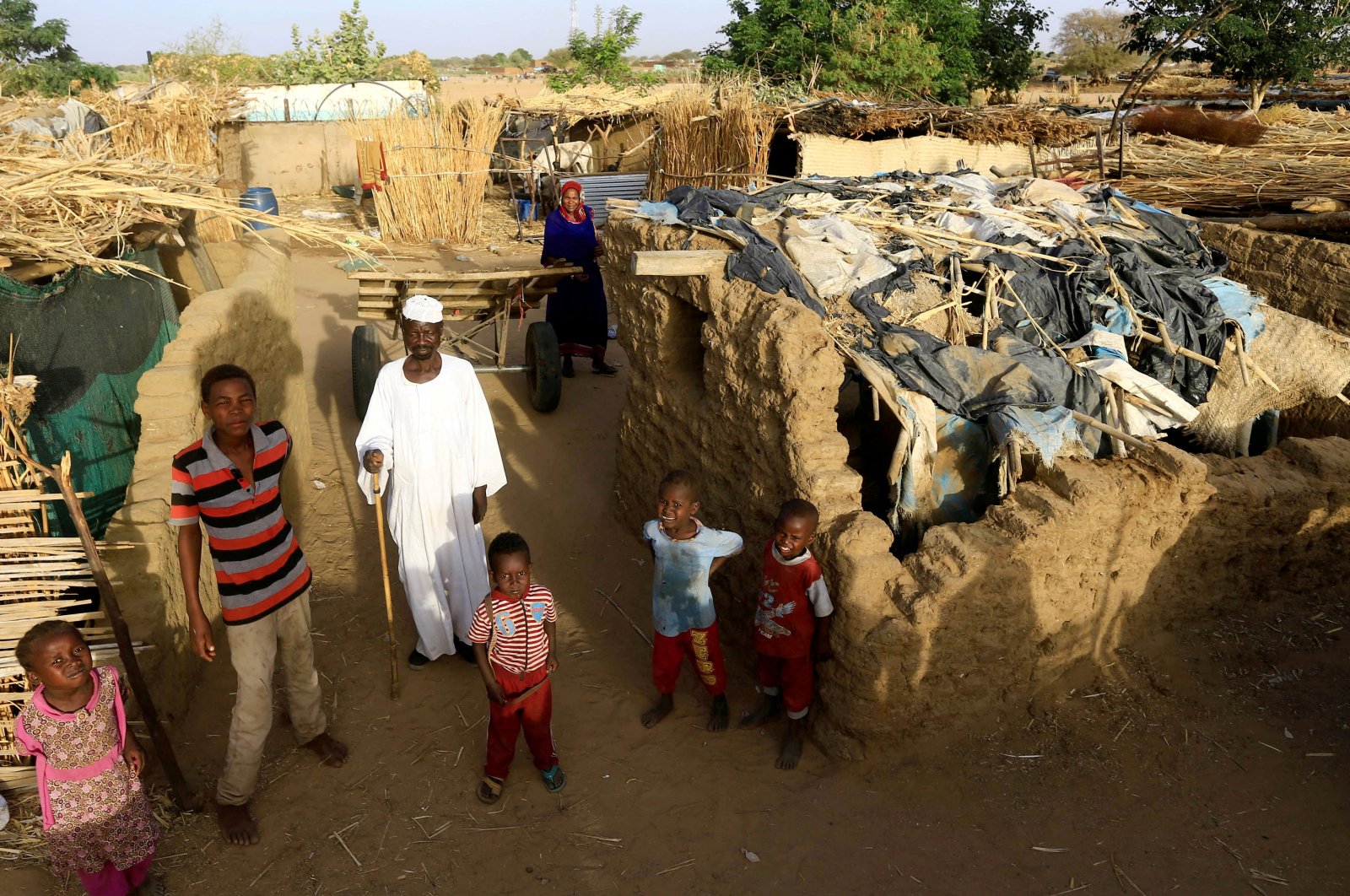 Lebih dari 200 tewas dan 103 terluka dalam pertempuran di Darfur ., Sudan