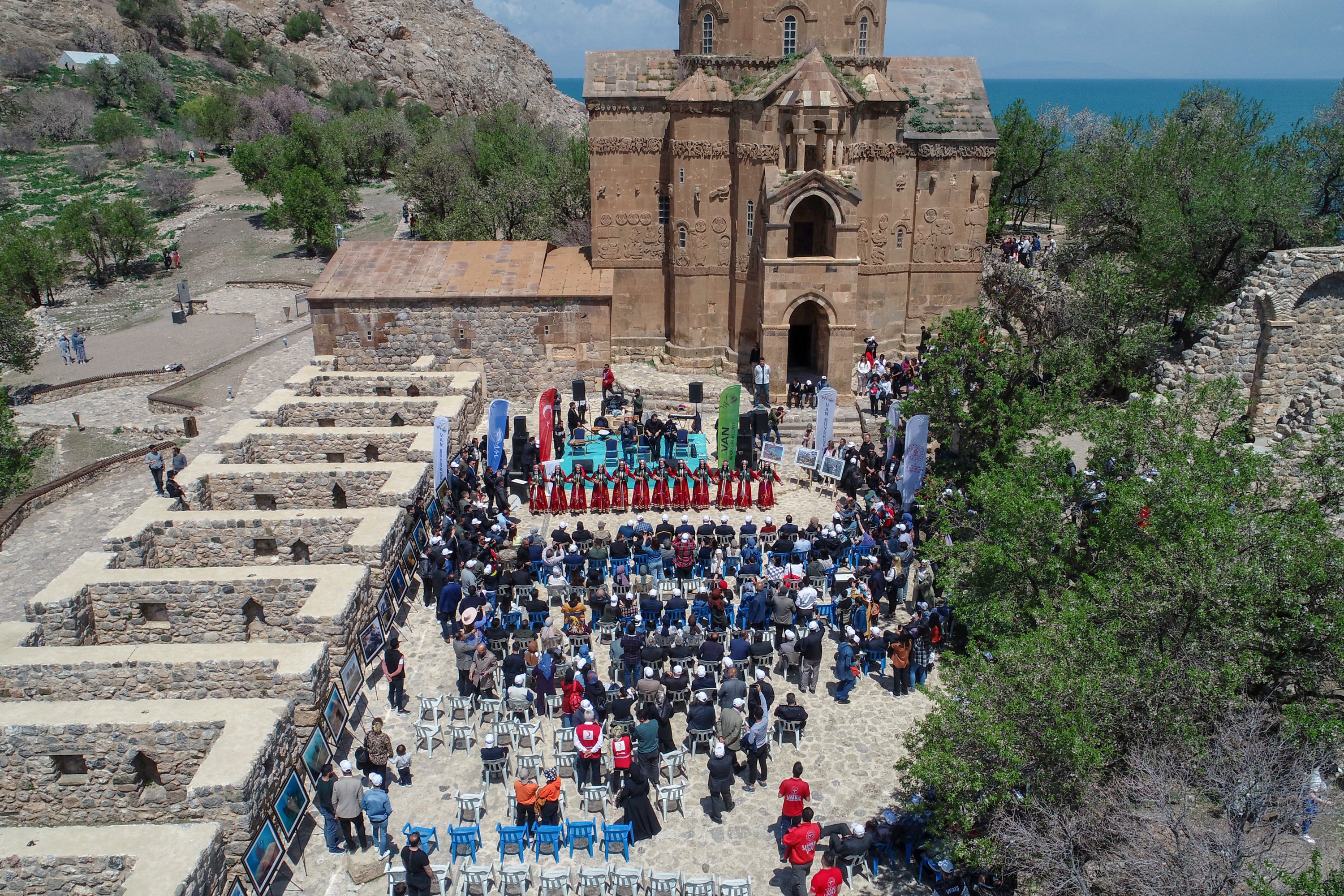 Organized by the Provincial Directorate of Culture and Tourism of Van on Akdamar Island in the Gevaş district of Van, the 