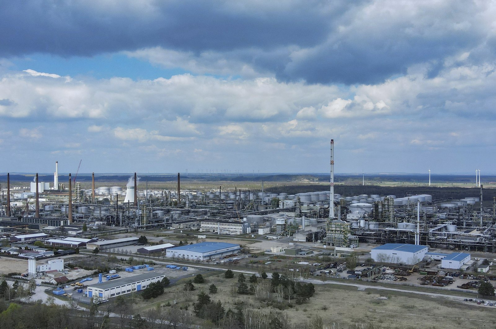Pemerintah Jerman dikatakan akan mempercepat persetujuan terminal LNG