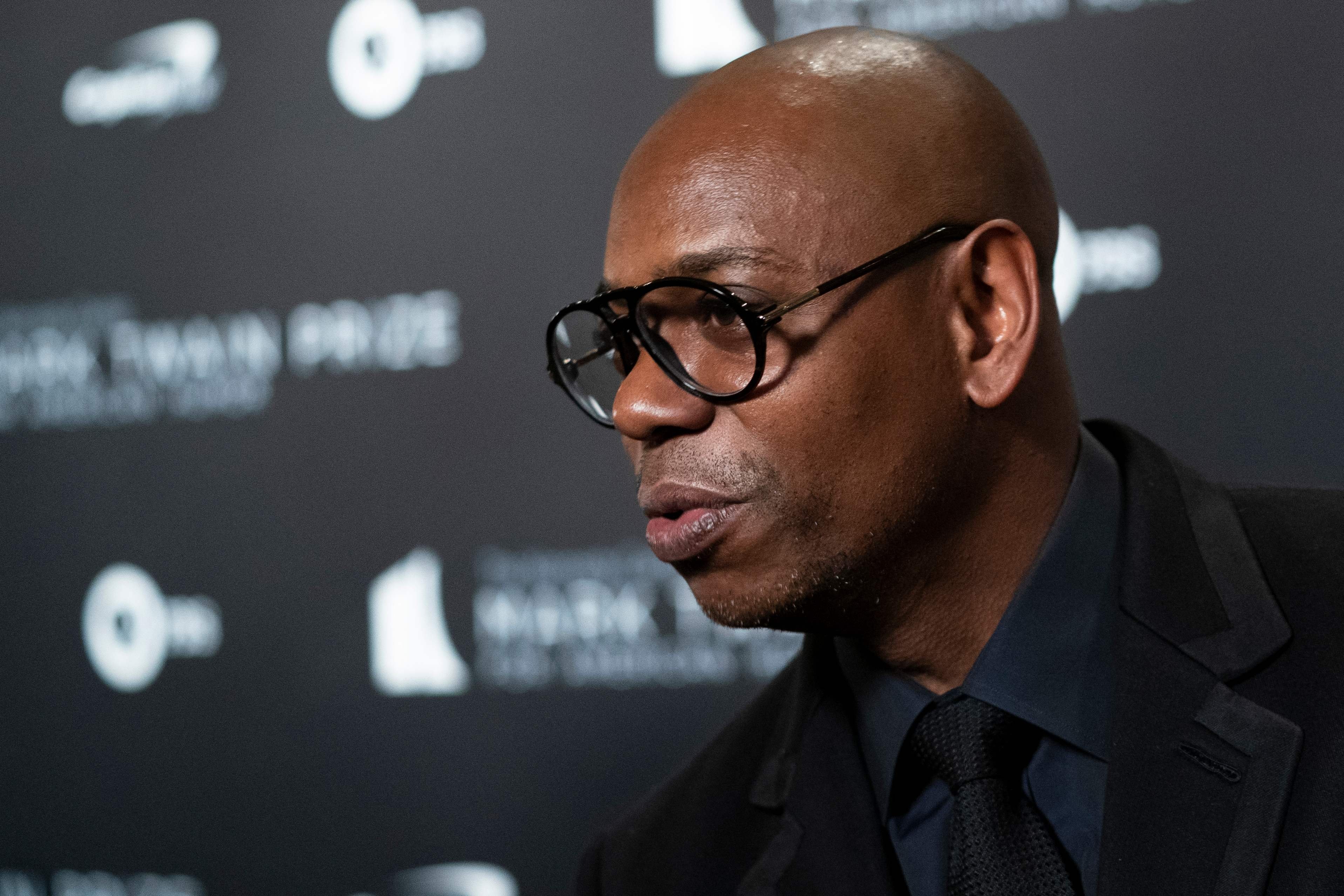 In this file photo taken on Oct. 27, 2019, American comedian Dave Chappelle, a recipient of the Mark Twain Award for American Humor, arrives at the Kennedy Center for the award ceremony in Washington, U.S. (AFP Photo)