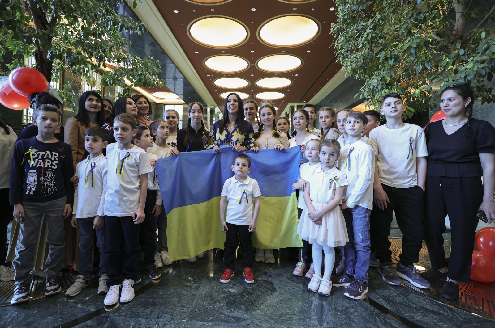 Ukrainian children and families attend the iftar dinner hosted by first lady Emine Erdoğan at the Presidential Complex in Ankara, Turkey, April 18, 2022. (AA File Photo)