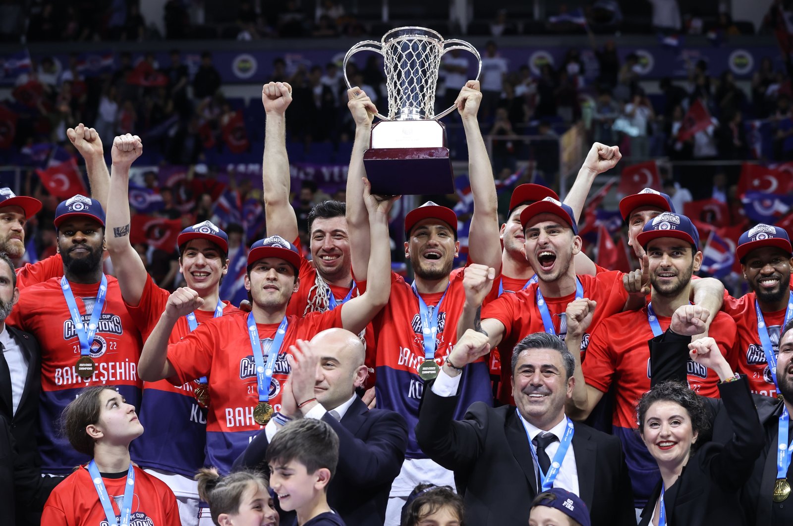 Bahçeşehir Koleji players celebrate winning the FIBA Europe Cup title, Istanbul, Turkey, April 27, 2022. (AA Photo)
