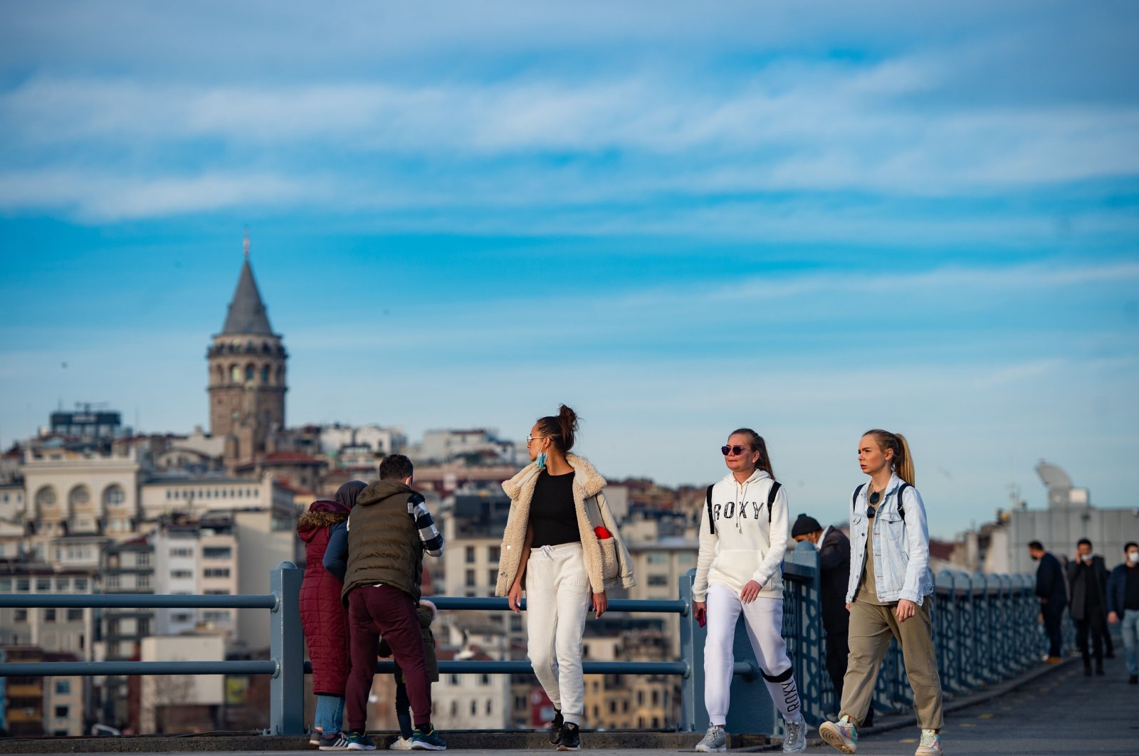 Turis kembali ke Istanbul saat kedatangan asing melonjak