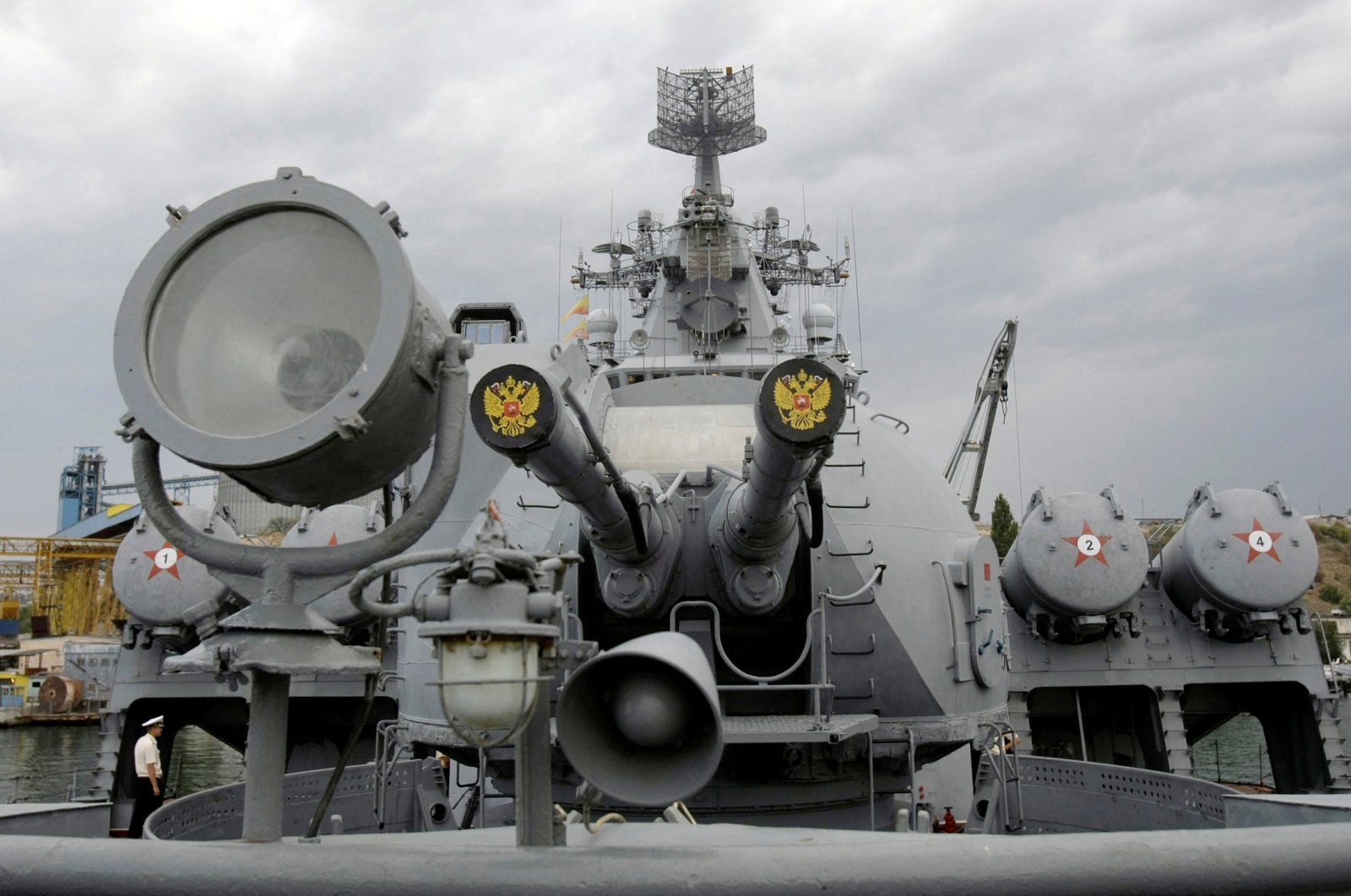 Russia&#039;s coat of arms, the double headed eagle, is seen on covers of the Moskva missile cruiser in the Black Sea port of Sevastopol, Crimea, Sept. 16, 2008. (Reuters Photo)