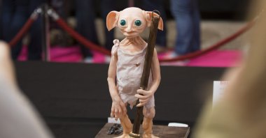 Dobby, the beloved house elf from the Harry Potter books, is buried along the coast of Wales in the film adaptations. (dpa Photo)