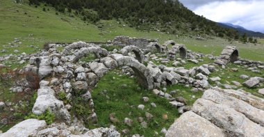 A view from Tol Inn, Antalya, southern Turkey. (Courtesy of Semerkand'dan Bosnaya website) 