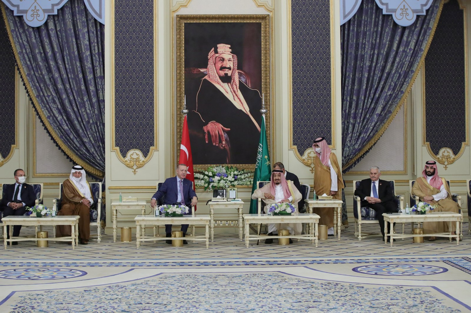 President Recep Tayyip Erdoğan meets with Saudi King Salman bin Abdulaziz in Jiddah, Saudi Arabia, April 28, 2022. (Reuters Photo)