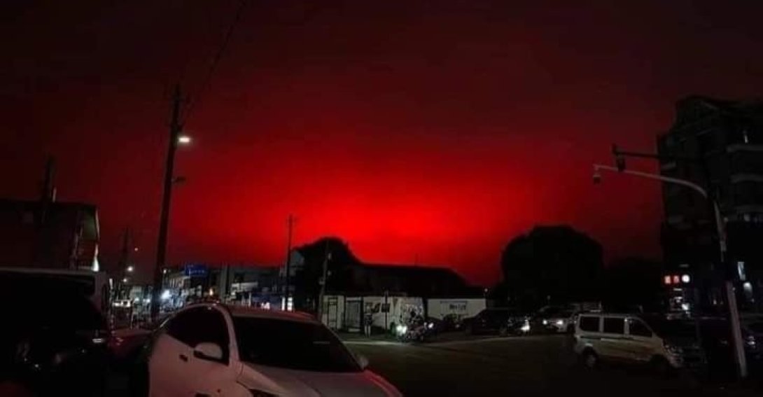 Did the Sky Turn Crimson Red in China 2022? 