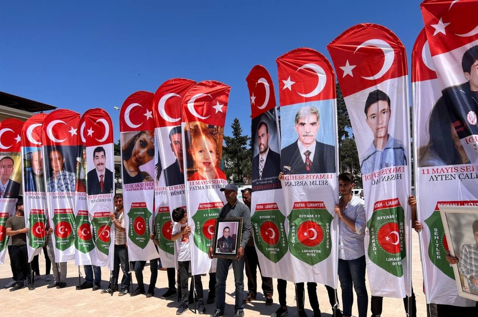 Korban serangan teror 2013 di kota Turki, Reyhanli, dikenang