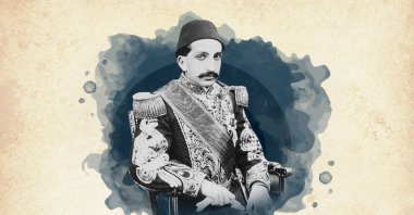 This old photo shows Sultan Abdülhamid II, the 34th ruler of the Ottoman Empire. (Wikimedia / Edited by Büşra Öztürk)