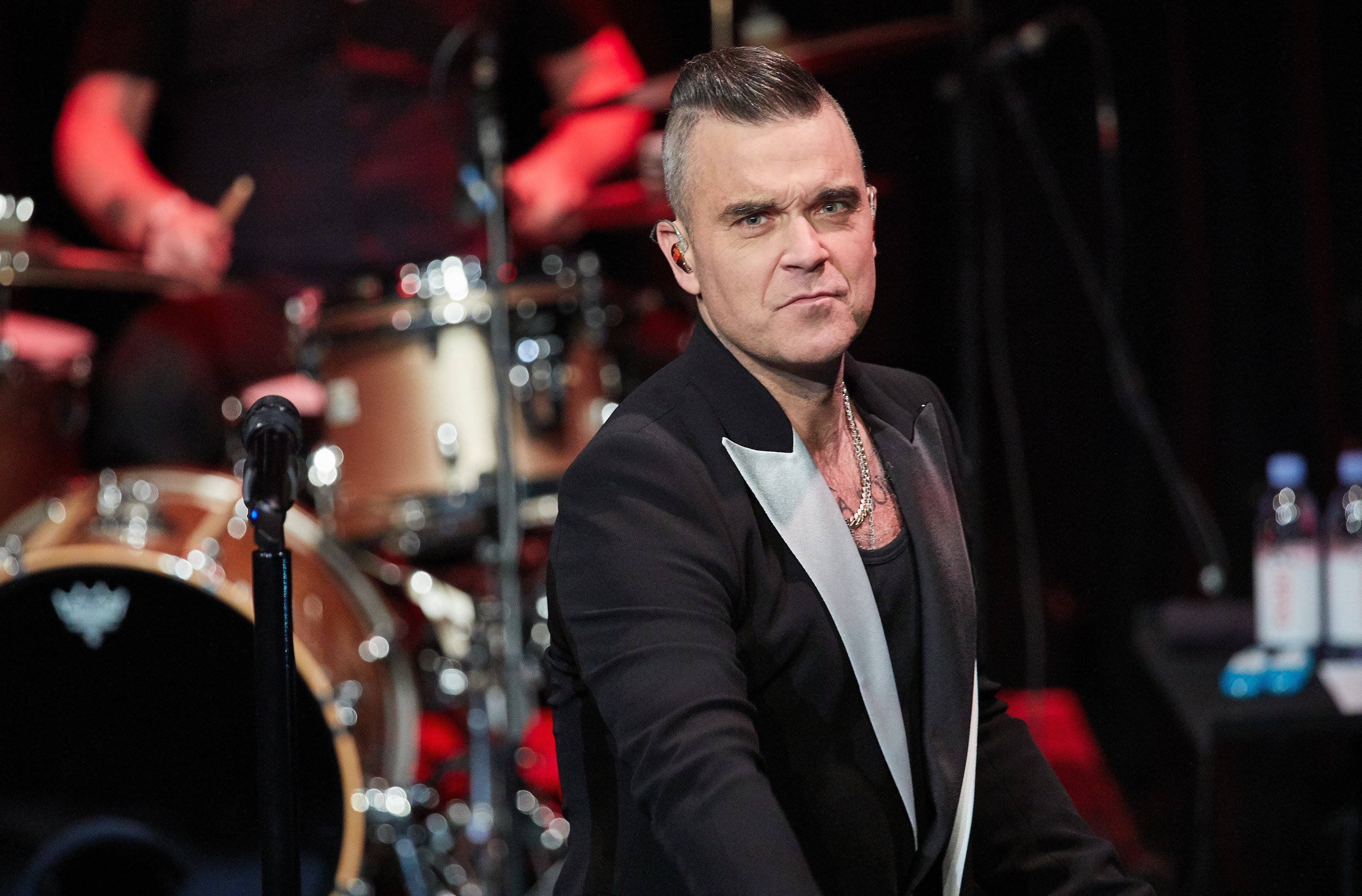 Popstar Robbie Williams saat konser di Jerman.  (DPA)