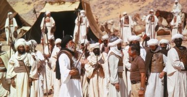 Moustapha Akkad and the cast during the filming of “The Message.” (AA Photo)