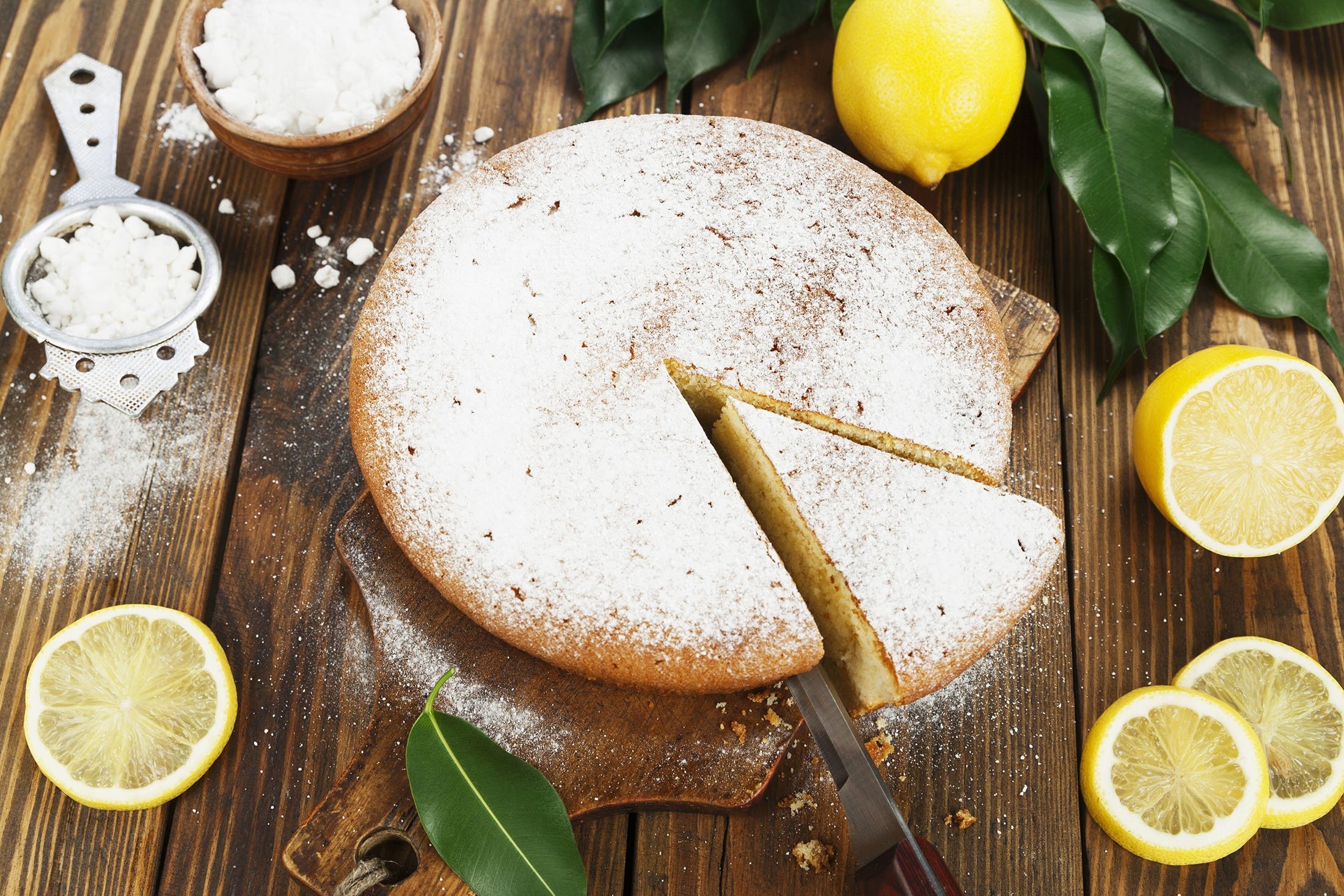 Fragrant lemon cake has a wonderful texture that melts in your mouth and a beautiful aroma that turns your head.  (Shutterstock photo)
