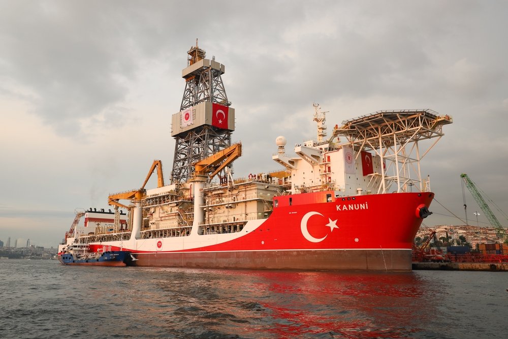 The Kanuni drillship under maintenance in Haydarpaşa Port, Istanbul, Turkey, Oct. 29, 2020. (Shutterstock Photo)