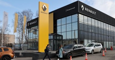 A view shows a Renault car showroom in St. Petersburg, Russia, March 24, 2022. (Reuters Photo)