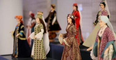 The "Lady Sultans" exhibition was held in the Turkish House (Türkevi), hosted by the New York Consulate General, with the participation of Üsküdar Mayor Hilmi Türkmen, New York, U.S., April 16, 2022. (AA Photo)