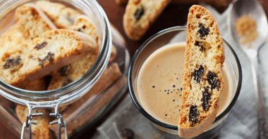 Biscotti is a sweet flavor that dates back to the Roman Empire. (Shutterstock Photo)