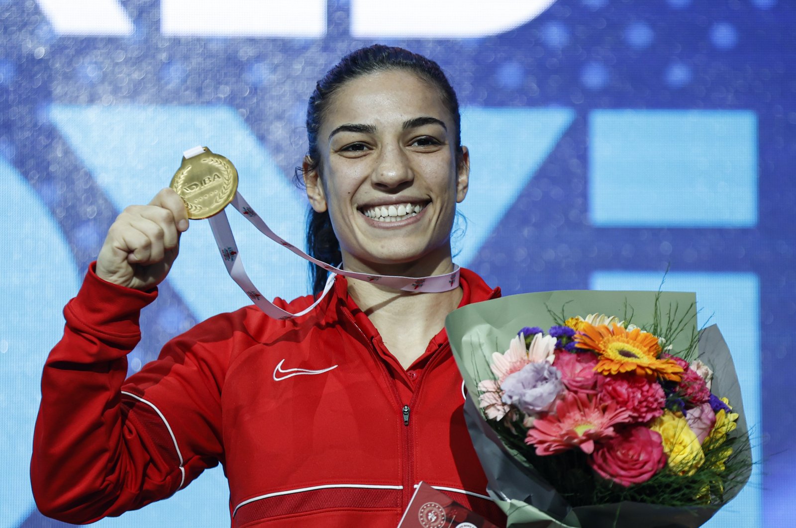 Ayşe Çağırır holds her gold medal after winning the 48 kg. category of the World Women&#039;s Boxing Championship hosted by the International Boxing Association (IBA), in Istanbul, Turkey, May 19, 2022. (AA Photo)