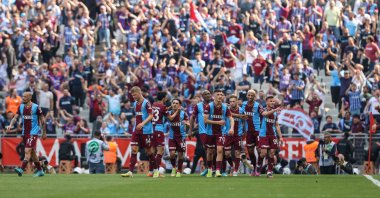 Trabzonspor players cheer a goal against Altay, in Istanbul, Turkey, May 15, 2022. (AA PHOTO) 