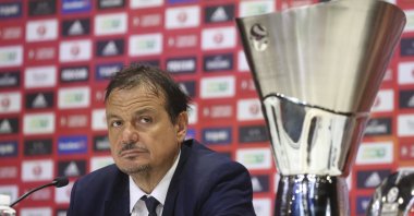 Anadolu Efes coach Ergin Ataman speaks after winning the EuroLeague title, Belgrade, Serbia, May 21, 2022. (AA Photo)