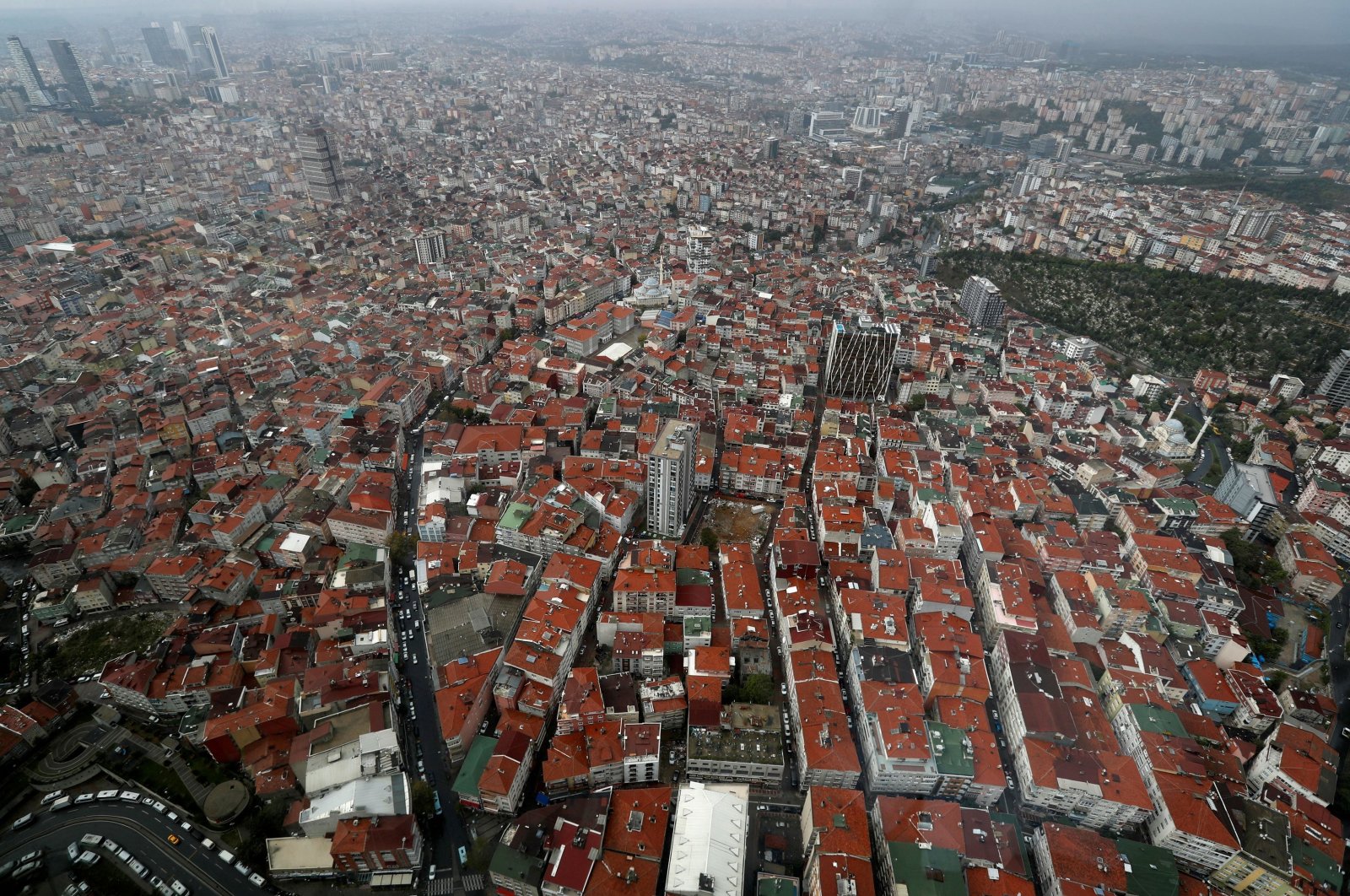 Residential houses are seen from the observation deck of Sapphire Tower in Istanbul, Turkey, Sept. 26, 2018. (Reuters Photo)