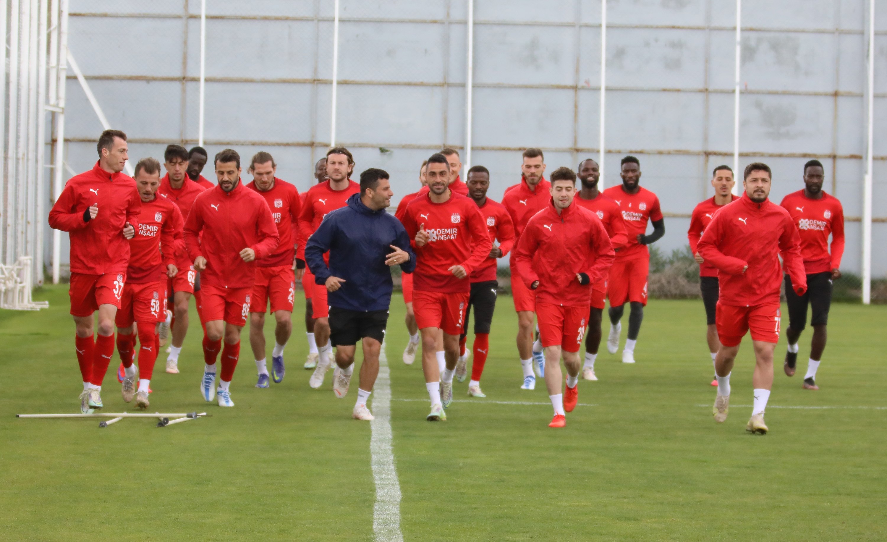 Para pemain Sivasspor berlatih jelang final Piala Turki, Sivas, Turki, 24 Mei 2022. (DHA Photo)