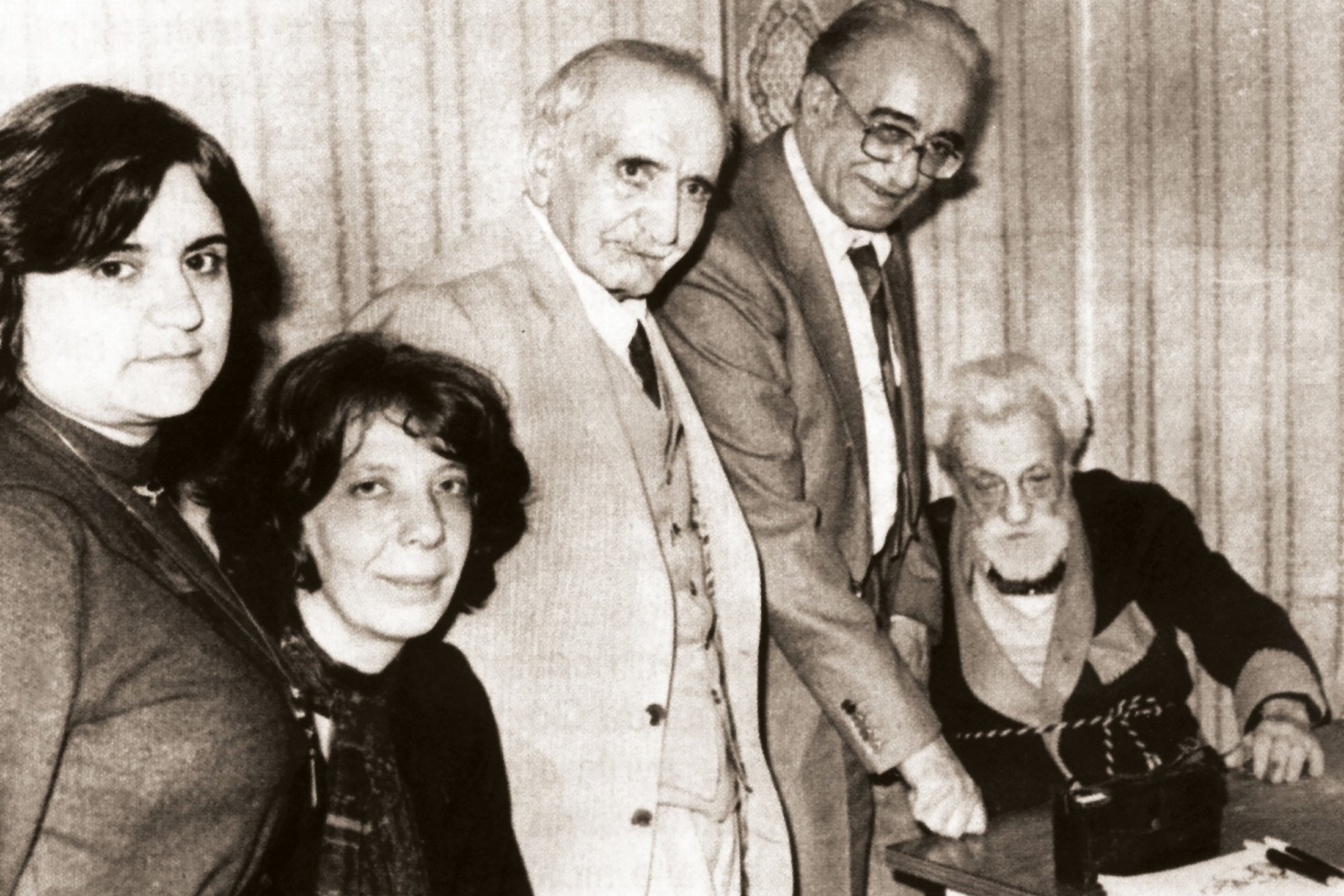 Necip Fazıl Kısakürek (R) in the later years of his life.  (Sabah Archive Photo)