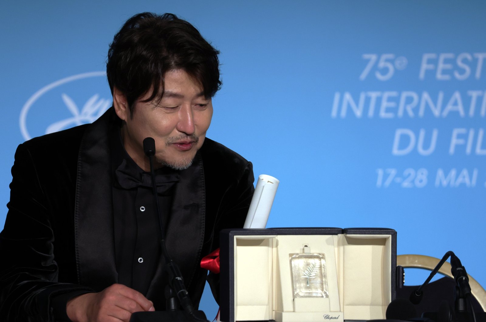 Korea Selatan menyapu Cannes saat ‘Segitiga Kesedihan’ memenangkan Palme d’Or
