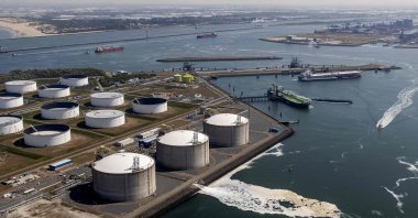This aerial view shows the liquified natural gas (LNG) terminal on the Maasvlakte in Rotterdam, the Netherlands, May 6, 2022. (AFP Photo)