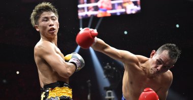 Nonito Donaire (R) and Japan&#039;s Naoya Inoue fight in their World Boxing Super Series bantamweight final, in Saitama, Japan, Nov. 7, 2019. (AFP PHOTO) 