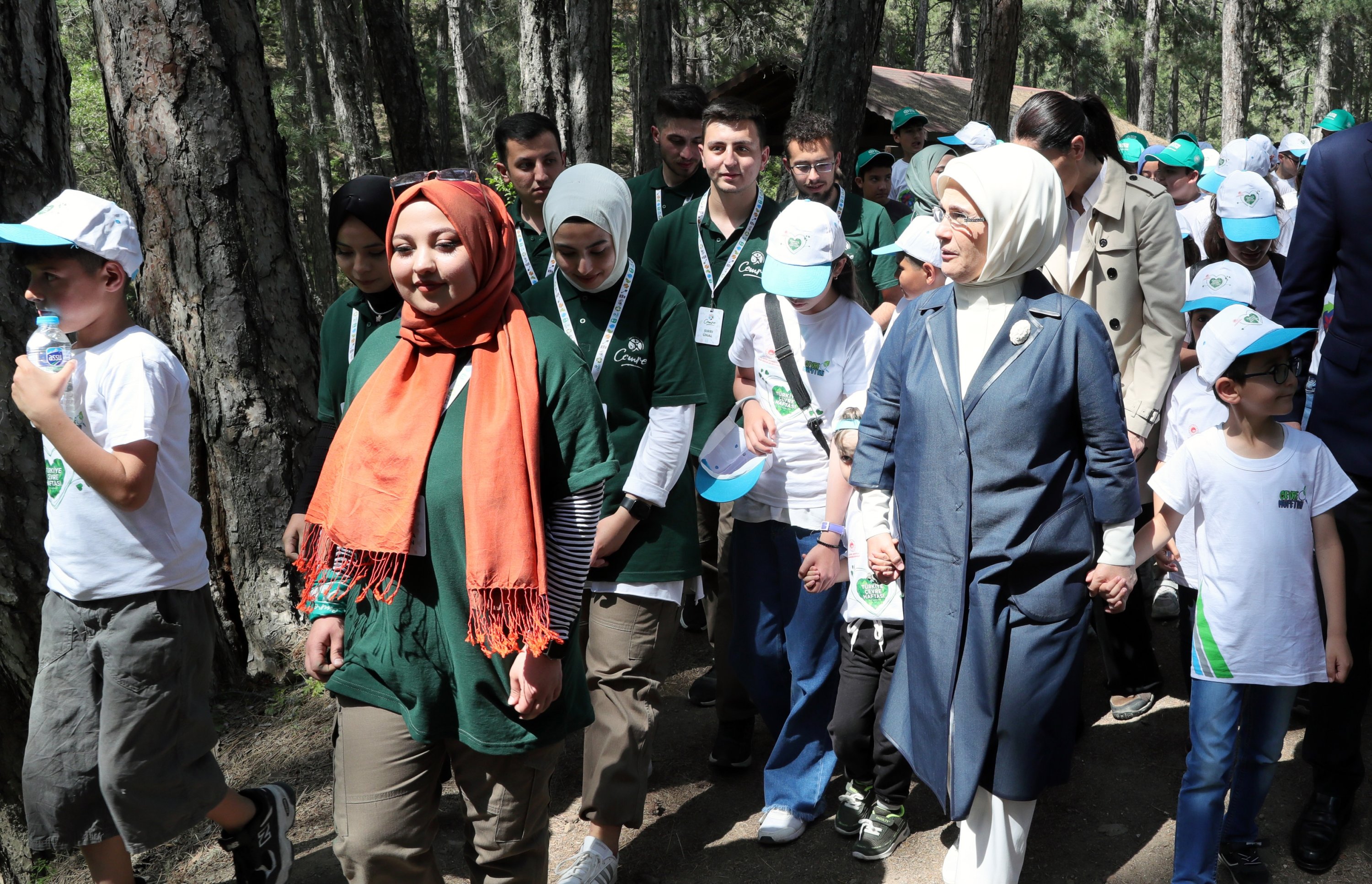 Ibu negara Emine Erdoğan menghadiri pawai untuk memperingati Hari Lingkungan di ibu kota Ankara, Turki, 5 Juni 2022. (AA PHOTO)