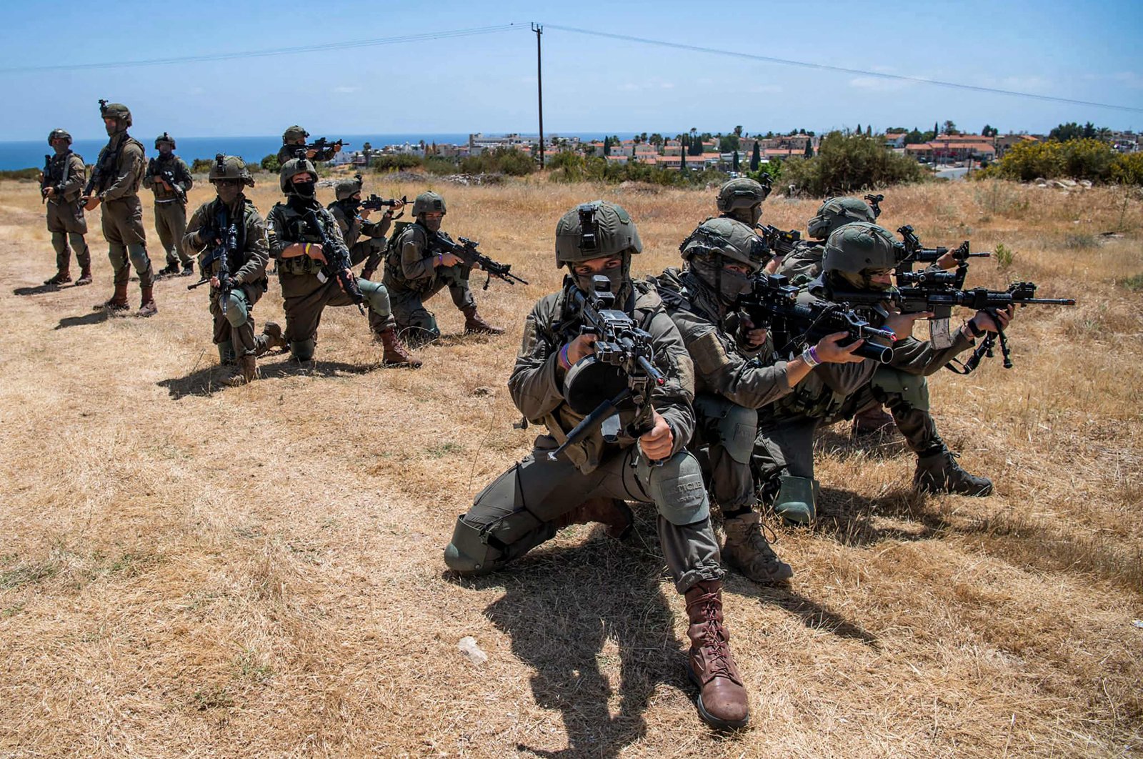 This handout image by the Israeli army shows soldiers taking part in the &quot;Beyond the Horizon/Agapinor&quot; military drill in the Greek Cypriot administration, June 2, 2022. (AFP Photo)