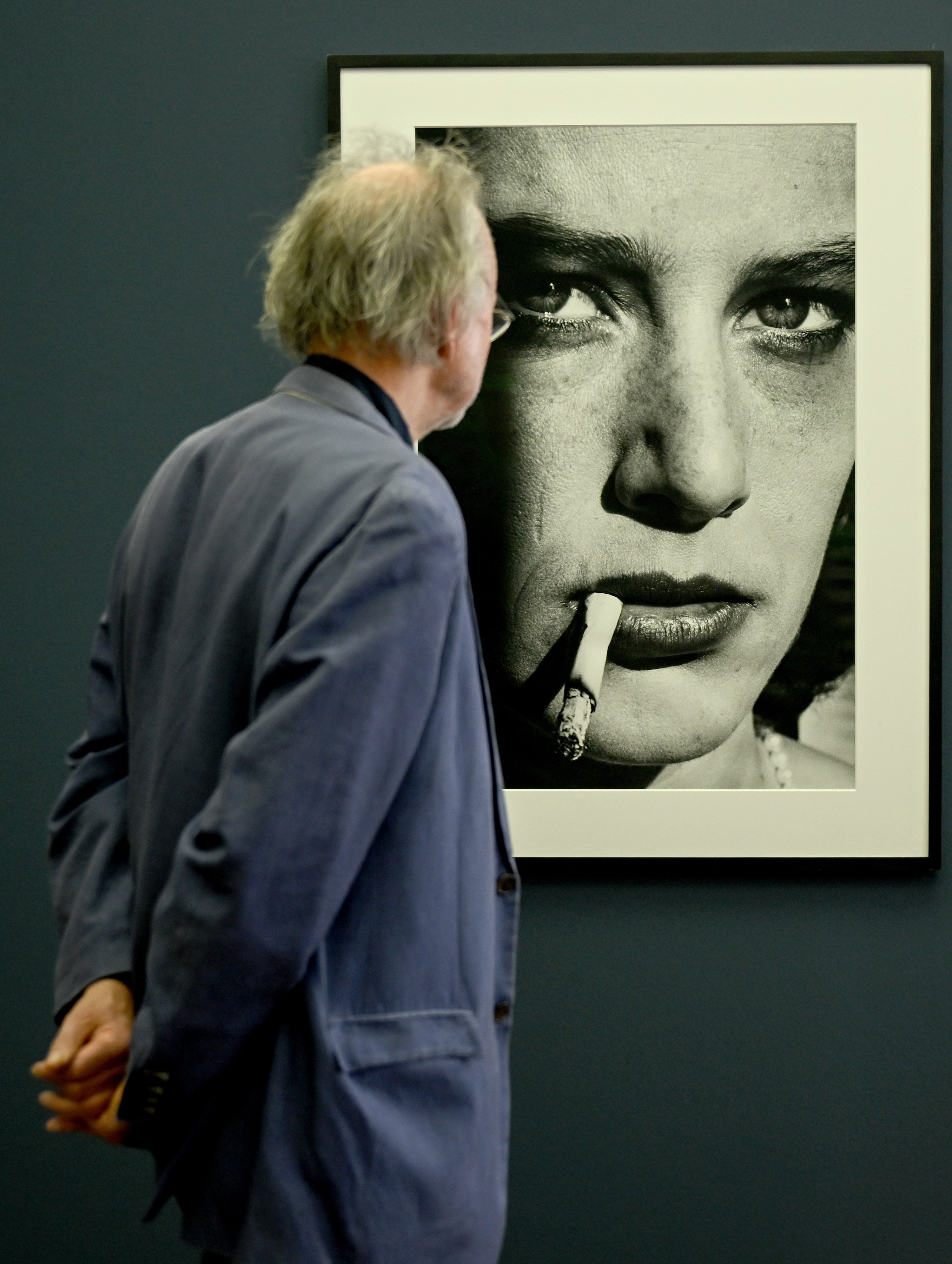 Sebuah foto aktris Amerika Debra Winger dipajang di Museum Fotografi Berlin.  (DPA)