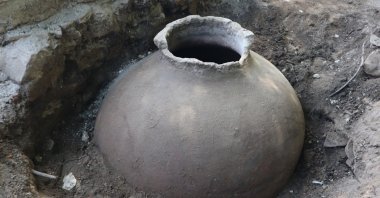 A view of the pithos found in the ancient city of Prusias ad Hypium, Düzce, northwestern Turkey, July 8, 2022. (IHA Photo)