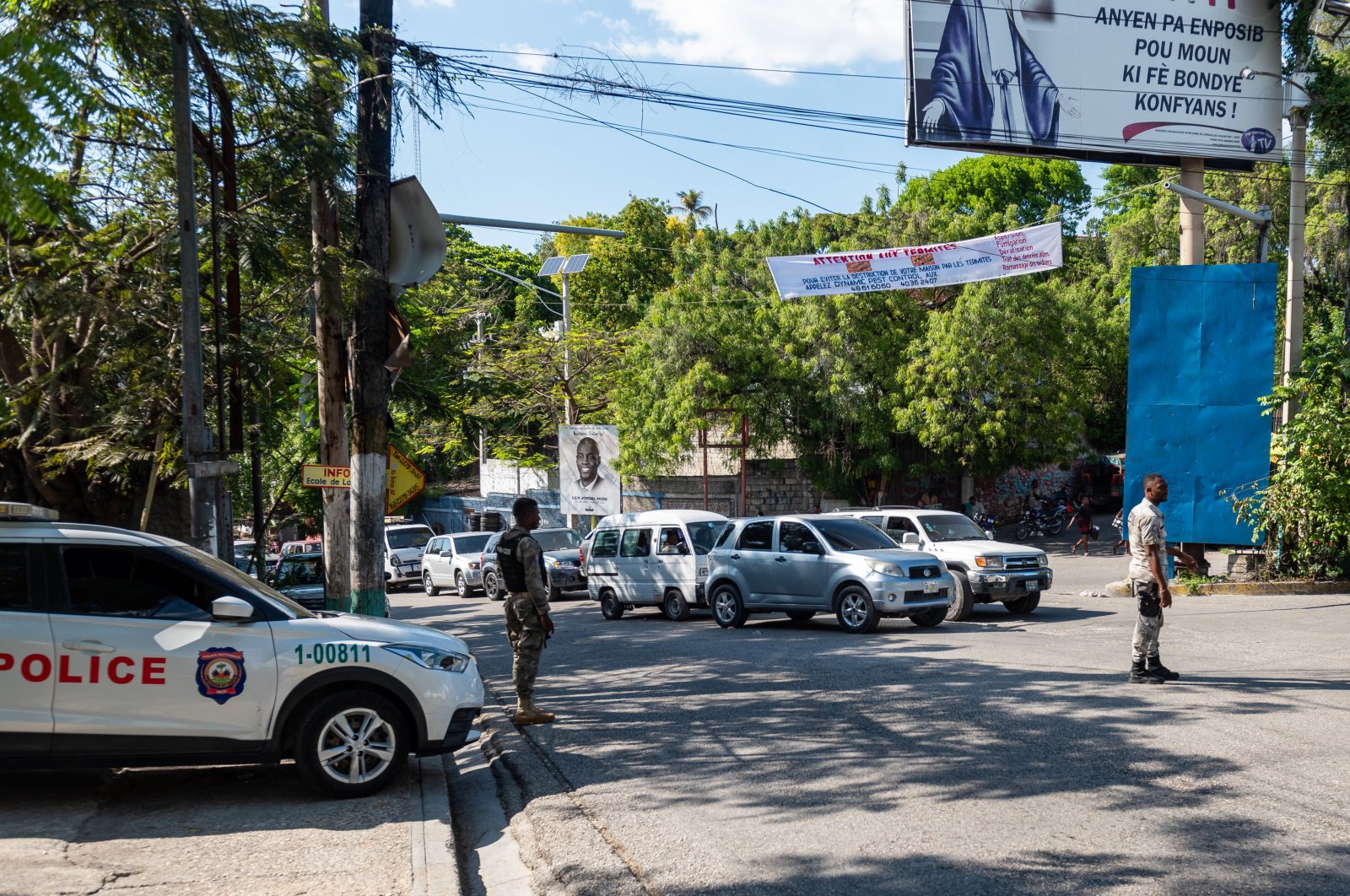 Haitian police officers carry out street checks after kidnappings, in Port-au-Prince, Haiti, May 9, 2022. (EPA PHOTO) 
