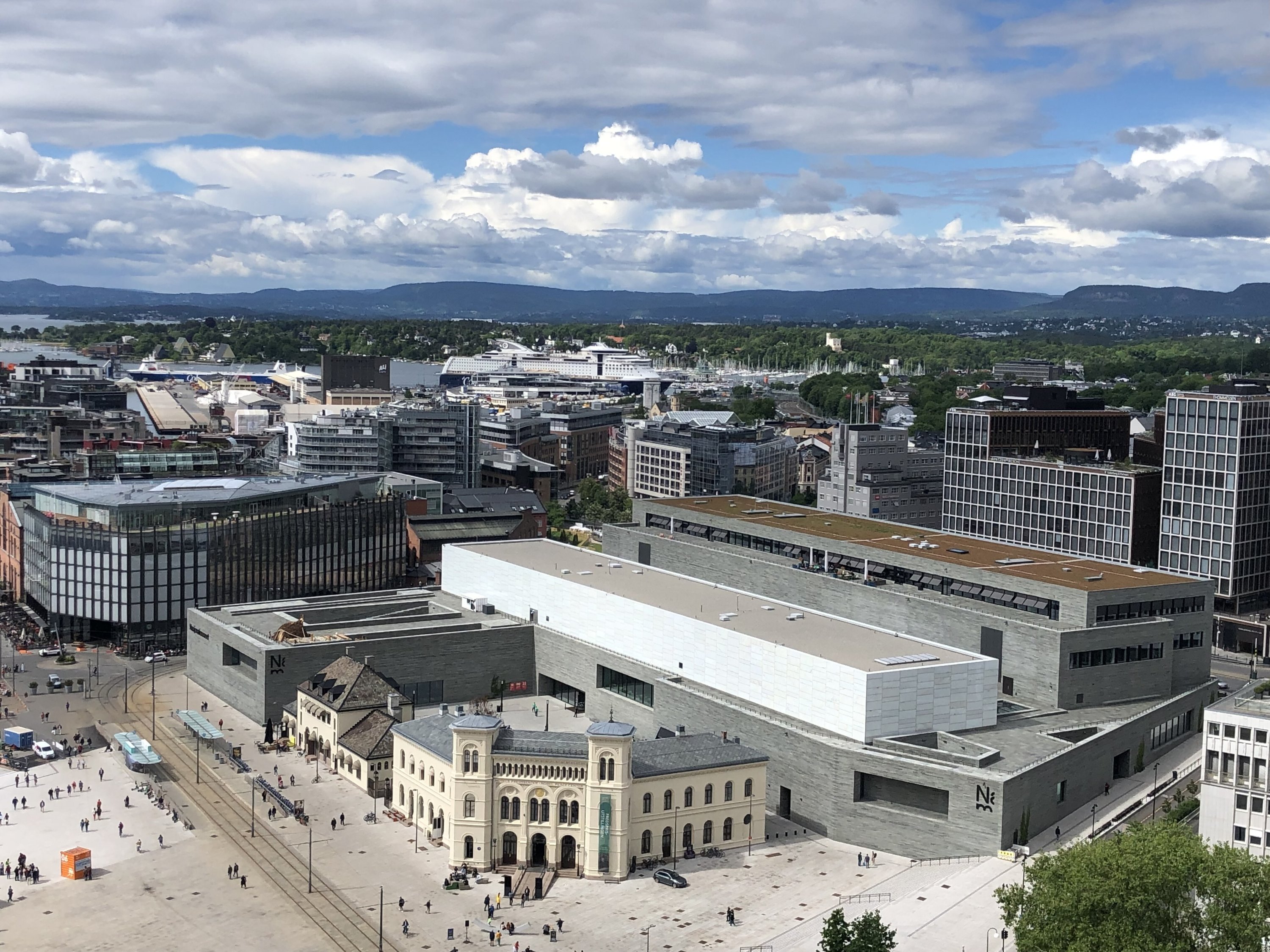 Museum Nasional Seni, Arsitektur, dan Desain Norwegia dibuka di Oslo, Norwegia, 3 Juni 2022. (Foto DPA)