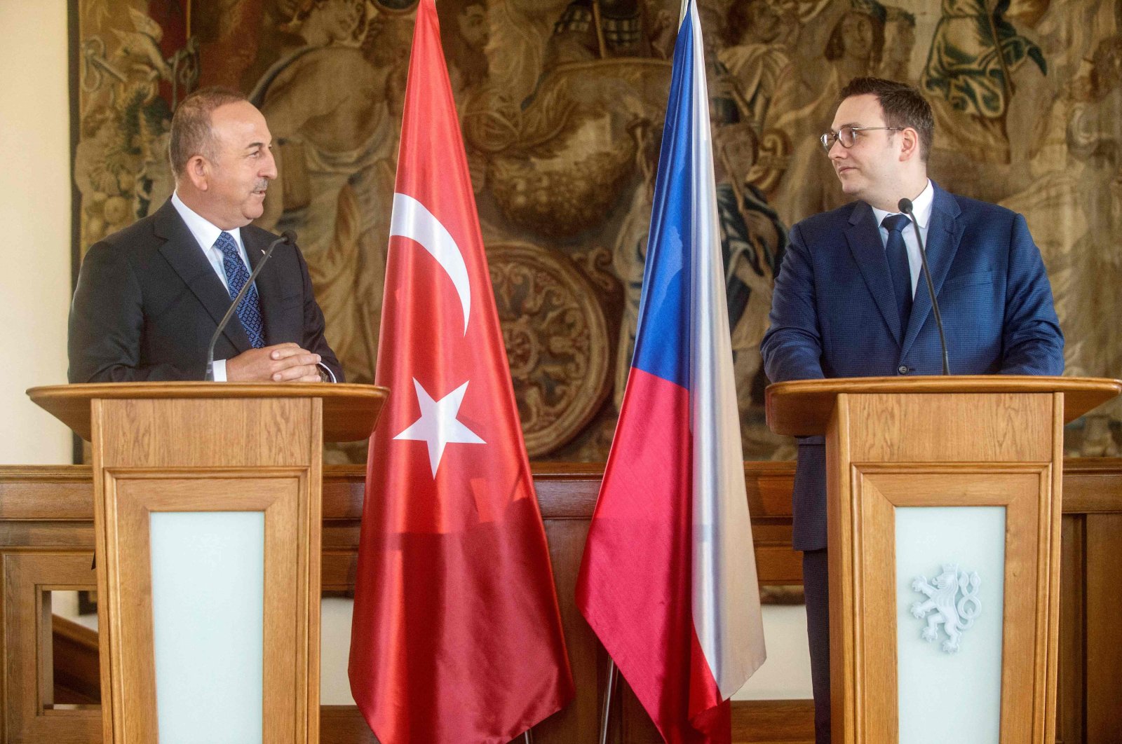 Czech Foreign Minister Jan Lipavsky (R) looks on next to his Turkish counterpart Mevlüt Çavuşoğlu during their joint press conference in Prague, Czech Republic, June 11, 2022. (AFP Photo)