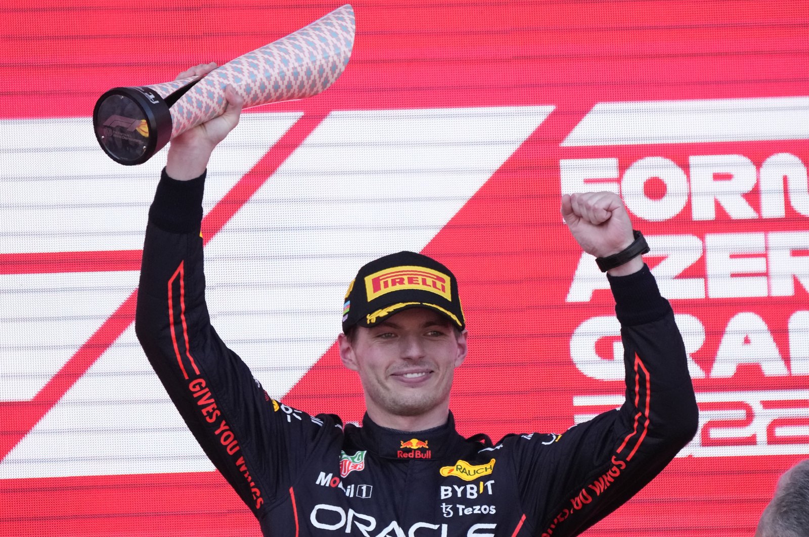 Juara dunia Verstappen mengklaim kemenangan mendominasi di GP Azerbaijan